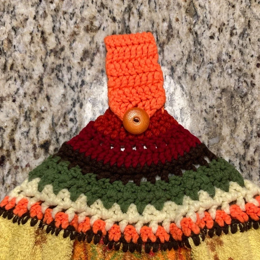 VTG Cannon Colorful Kitchen Towel Set Floral Designs 1 Pot Holder Orange Yellow‎